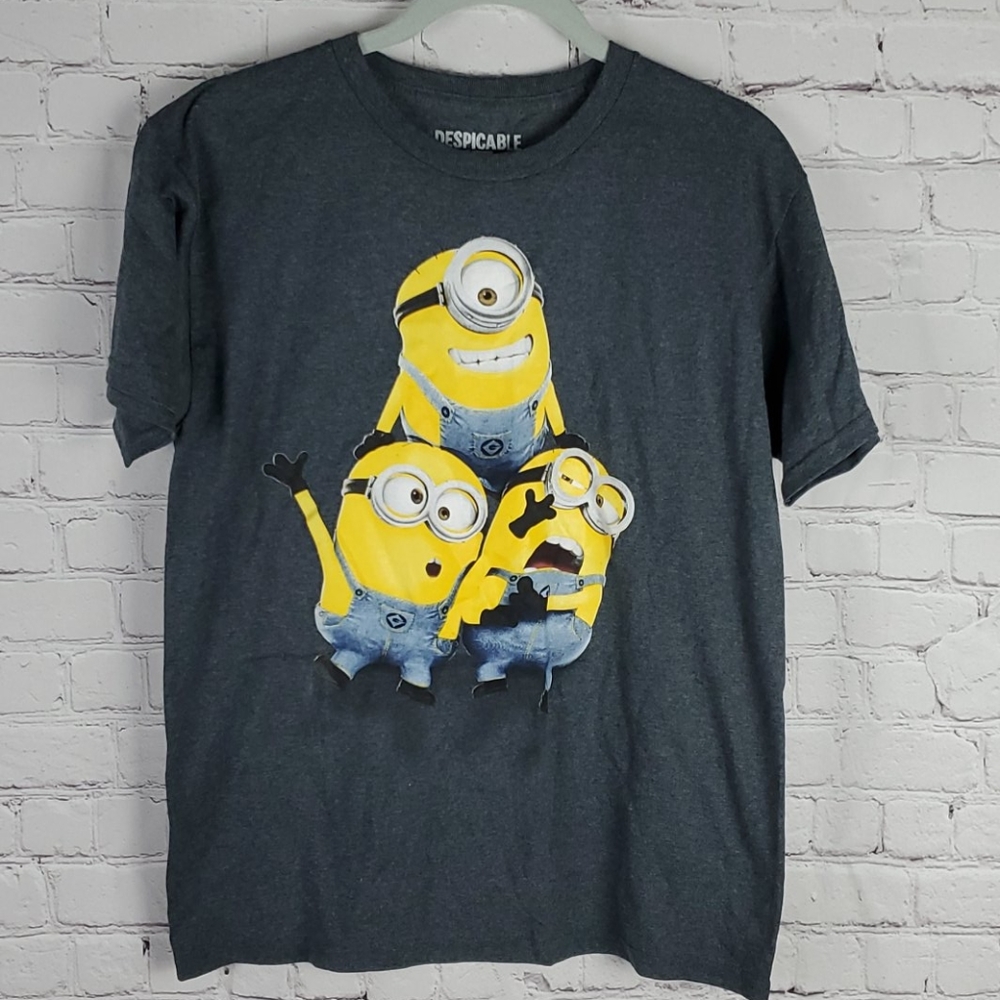 Despicable Me 2 Shirt Size L